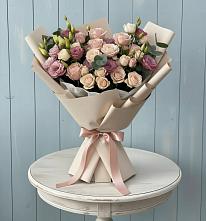 Букет цветов из:  Розы и Лизиантусы в Толмачёво Новосибирская область