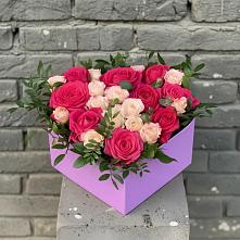 Цветочная композиция из Розы в коробке в Толмачёво Новосибирская область