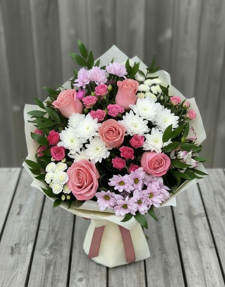 Букет цветов из: Альстромерии, Гвоздики, Розы и Хризантемы в Толмачёво Новосибирская область