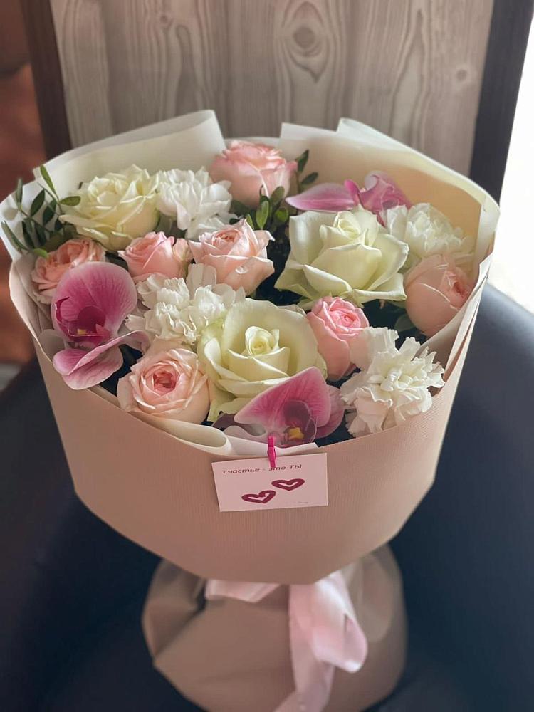 Букет цветов из: Орхидеи, Розы и Гвоздики в Толмачёво Новосибирская область