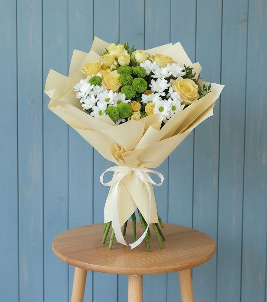 Букет цветов из: Хризантемы и Розы в Толмачёво Новосибирская область