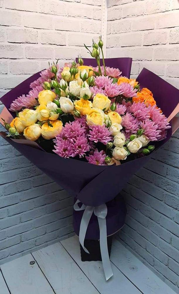 Букет цветов из: Хризантемы и Розы в Толмачёво Новосибирская область