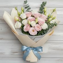 Букет цветов из:  Лизиантусы в Толмачёво Новосибирская область