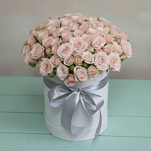 Цветочная композиция из Розы в шляпной коробке в Толмачёво Новосибирская область