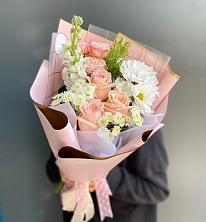 Букет цветов из:  Хризантемы и Розы в Толмачёво Новосибирская область