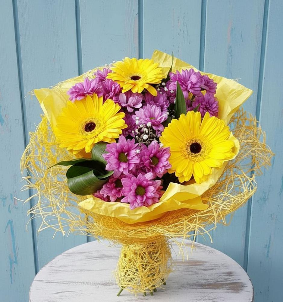 Букет цветов из: Хризантемы и Герберы в Толмачёво Новосибирская область