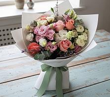 Букет цветов из:  Розы, Лизиантусы и Гвоздики в Толмачёво Новосибирская область