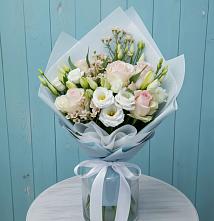 Букет цветов из:  Розы и Лизиантусы в Толмачёво Новосибирская область