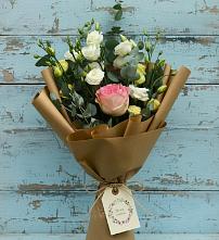 Букет цветов из:  Розы и Лизиантусы в Толмачёво Новосибирская область