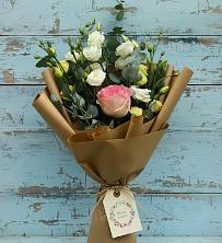 Букет цветов из:  Розы и Лизиантусы в Толмачёво Новосибирская область