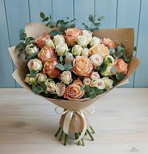 Букет цветов из:  Альстромерии и Розы в Толмачёво Новосибирская область