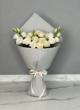 Букет цветов из:  Розы и Лизиантусы в Толмачёво Новосибирская область